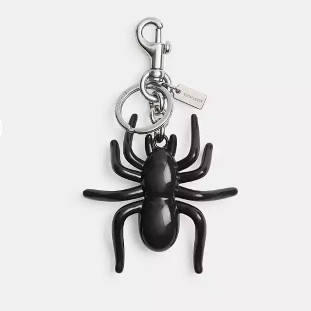 Coach Spider Bag Charm
Keychain Silver Black